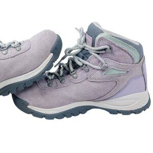 Columbia Women's Morning Mist Newton Ridge Plus Waterproof Amped Hiking Boot 7.5